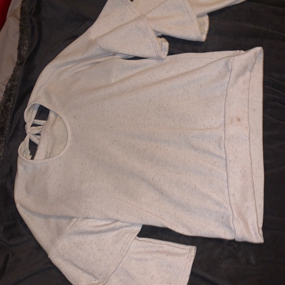 Fluffed sleeve shirt